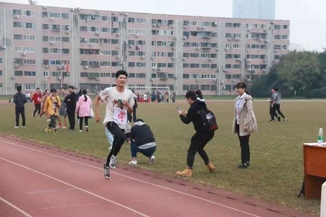 跳蛋直播